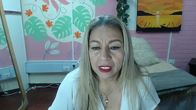 Snapshot of ZAMANTHA chatting on March 11, 2025, 8:31 pm ZAMANTHA online show from March 11, 2025, 8:31 pm