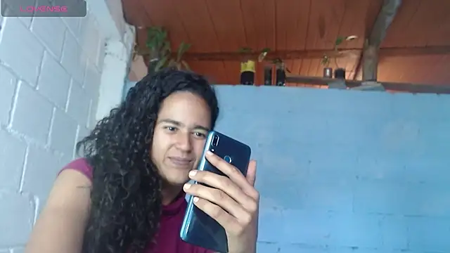 jasminne  online show from October 4, 2025, 6:09 pm