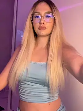 mollyxxx online show from November 13, 2025, 3:54 am