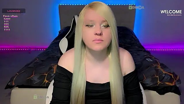 camsmiley online show from January 17, 2026, 8:34 pm