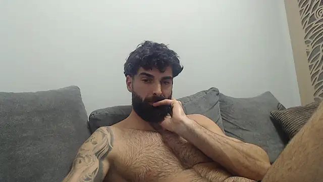 Snapshot of Verycutex chatting on February 10, 2026, 6:29 pm Verycutex online show from February 10, 2026, 6:29 pm