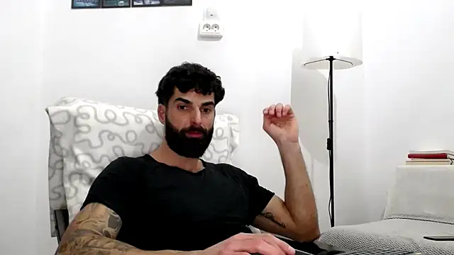 Snapshot of Verycutex chatting on January 16, 2026, 3:49 pm Verycutex online show from January 16, 2026, 3:49 pm