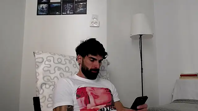 Verycutex online show from March 8, 2026, 9:56 am