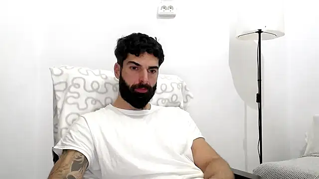 Snapshot of Verycutex chatting on December 16, 2025, 6:50 am Verycutex online show from December 16, 2025, 6:50 am