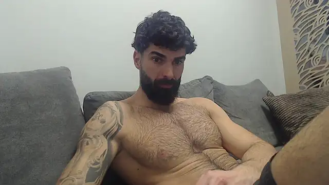 Snapshot of Verycutex chatting on February 9, 2026, 2:48 pm Verycutex online show from February 9, 2026, 2:48 pm