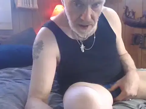 Snapshot of Makowboy chatting on January 13, 2025, 8:48 pm Makowboy online show from January 13, 2025, 8:48 pm