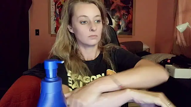 Snapshot of AsiaGoesPro chatting on November 2, 2025, 6:46 pm AsiaGoesPro online show from November 2, 2025, 6:46 pm