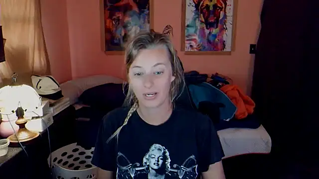 AsiaGoesPro online show from December 17, 2025, 3:17 pm