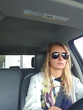 Snapshot of AsiaGoesPro chatting on October 26, 2025, 12:05 pm AsiaGoesPro online show from October 26, 2025, 12:05 pm