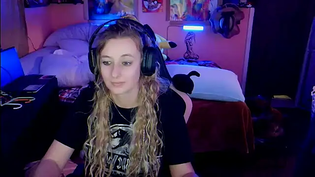 AsiaGoesPro online show from March 4, 2026, 2:41 am