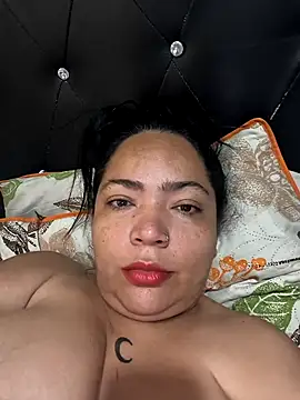 NIKOLE1301 online show from April 18, 2026, 1:13 pm