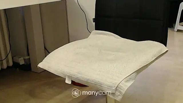 Supermen12171 online show from January 15, 2025, 3:39 pm