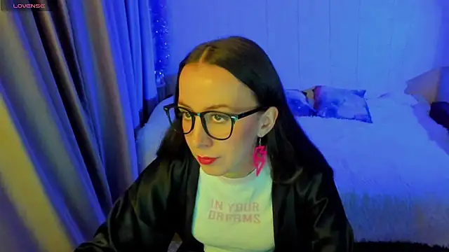 Snapshot of CurlySteph chatting on November 30, 2025, 10:21 pm CurlySteph online show from November 30, 2025, 10:21 pm