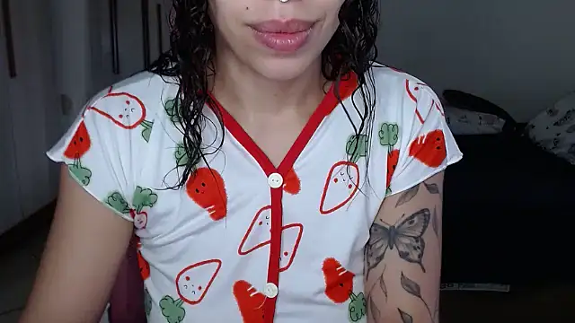 bustycarly online show from September 19, 2025, 12:42 pm