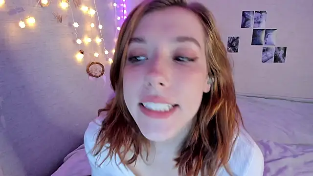 Snapshot of YunaPeace chatting on October 23, 2025, 1:10 pm YunaPeace online show from October 23, 2025, 1:10 pm