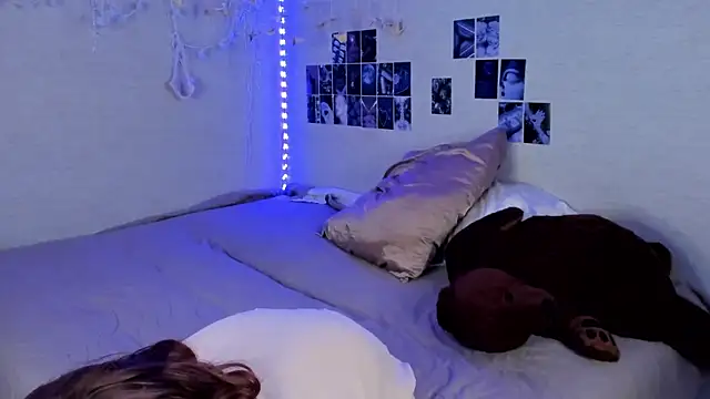 Snapshot of YunaPeace chatting on March 14, 2025, 7:01 pm YunaPeace online show from March 14, 2025, 7:01 pm