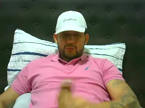 Snapshot of altenori112 chatting on October 15, 2025, 9:23 pm altenori112 online show from October 15, 2025, 9:23 pm