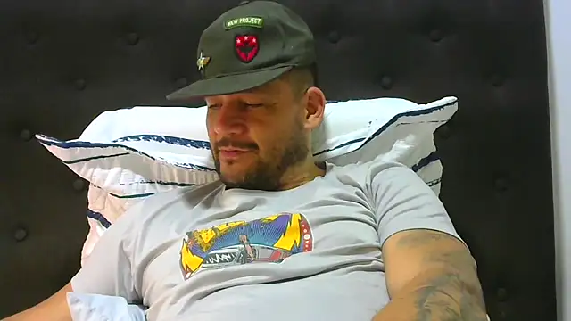 Snapshot of altenori112 chatting on November 25, 2025, 3:51 am altenori112 online show from November 25, 2025, 3:51 am