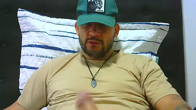 Snapshot of altenori112 chatting on December 1, 2025, 6:14 am altenori112 online show from December 1, 2025, 6:14 am