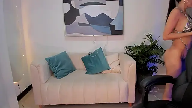 Snapshot of SaraParker_ chatting on February 24, 2025, 1:13 am SaraParker online show from February 24, 2025, 1:13 am