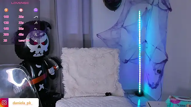 Snapshot of roxy_pk_ chatting on October 22, 2025, 7:24 pm roxy pk online show from October 22, 2025, 7:24 pm