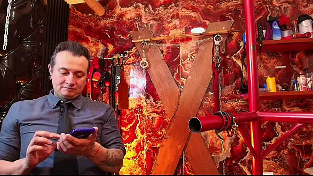 boy n girl online show from February 19, 2026, 7:00 pm