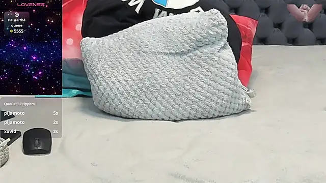 Snapshot of Jasminporn chatting on December 14, 2024, 2:33 am Jasminporn online show from December 14, 2024, 2:33 am