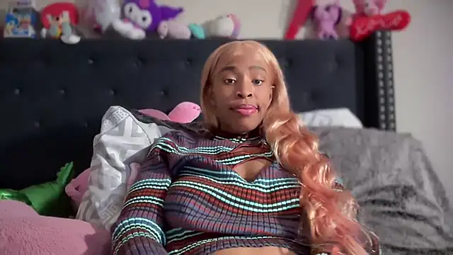 Cum2Charm online show from February 18, 2026, 2:31 am