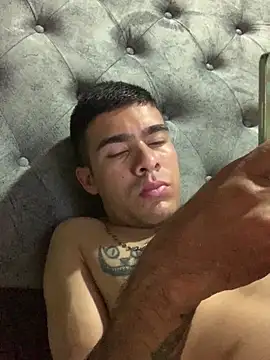 Yordy xx online show from April 29, 2026, 3:00 am