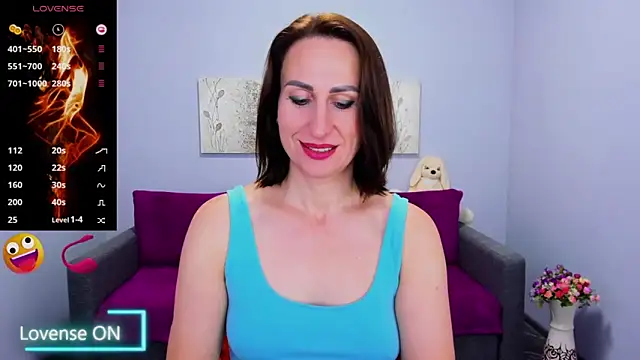 Snapshot of Nia_Smithh chatting on October 24, 2025, 5:50 am Nia Smithh online show from October 24, 2025, 5:50 am