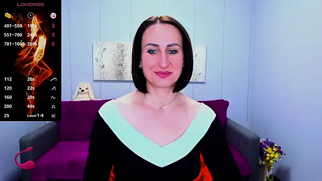 Snapshot of Nia_Smithh chatting on January 14, 2025, 2:00 pm Nia Smithh online show from January 14, 2025, 2:00 pm