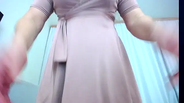 Snapshot of faceless_ chatting on November 10, 2025, 12:10 pm faceless online show from November 10, 2025, 12:10 pm