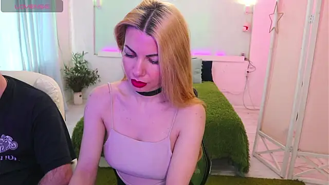 Snapshot of AlisaAleksandr chatting on February 14, 2026, 11:54 am AlisaAleksandr online show from February 14, 2026, 11:54 am