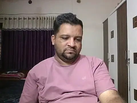 dhruv love online show from April 18, 2026, 12:40 pm