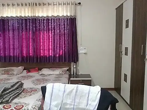 dhruv love online show from November 29, 2025, 4:12 am