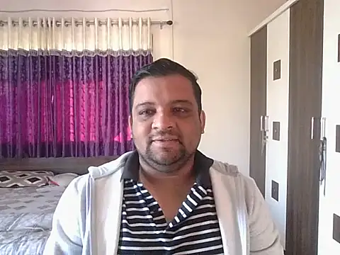 dhruv love online show from December 19, 2025, 4:05 am