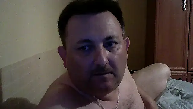 Snapshot of Novy73 chatting on October 21, 2025, 12:32 am Novy73 online show from October 21, 2025, 12:32 am