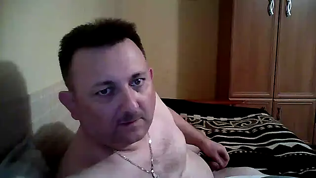 Snapshot of Novy73 chatting on November 27, 2025, 9:15 pm Novy73 online show from November 27, 2025, 9:15 pm