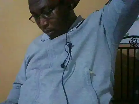 honeyswit online show from September 10, 2025, 8:52 pm