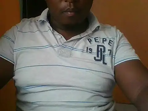 Snapshot of honeyswit chatting on July 9, 2026, 12:04 pm honeyswit online show from July 9, 2026, 12:04 pm