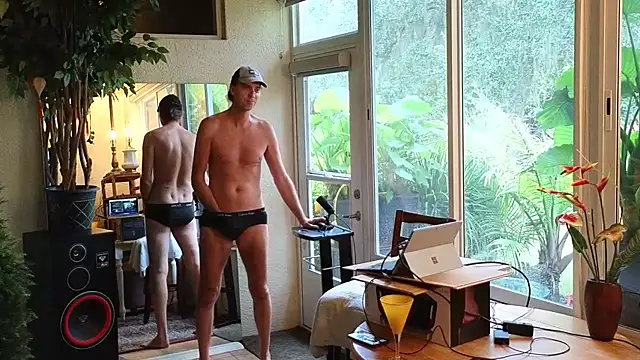 Snapshot of eliberator1777 chatting on October 5, 2025, 7:04 pm eliberator1777 online show from October 5, 2025, 7:04 pm