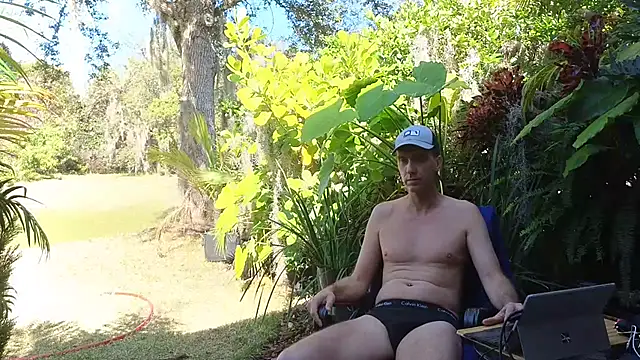 Snapshot of eliberator1777 chatting on February 9, 2025, 7:52 pm eliberator1777 online show from February 9, 2025, 7:52 pm