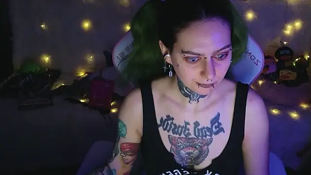 Ginger Stay online show from March 27, 2026, 9:27 pm