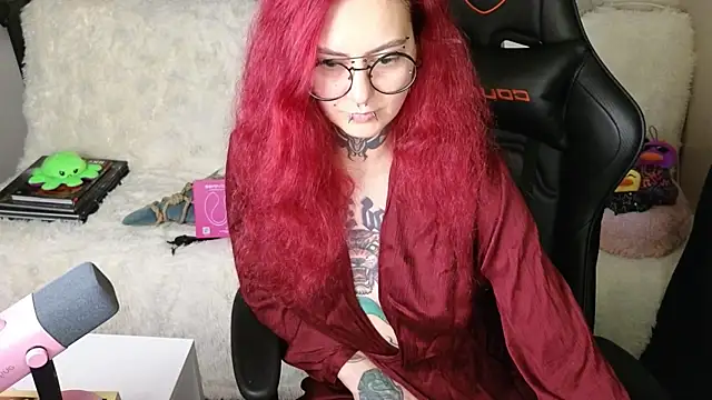 Snapshot of Ginger_Stay chatting on November 21, 2025, 7:29 am Ginger Stay online show from November 21, 2025, 7:29 am