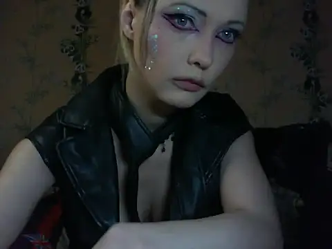 WildMissNiks online show from March 11, 2026, 8:19 am