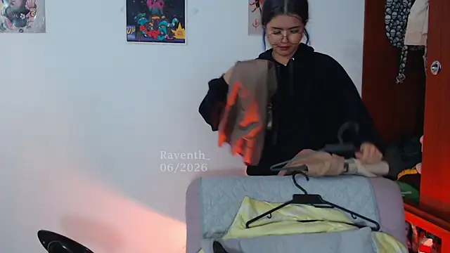 Raventh  online show from June 6, 2026, 3:23 am