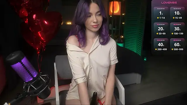 Snapshot of Emberella_ chatting on February 14, 2026, 4:29 pm Emberella online show from February 14, 2026, 4:29 pm