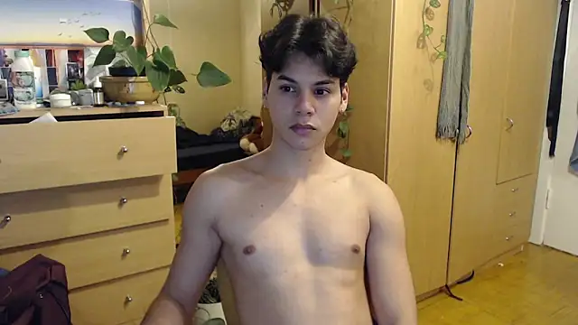 Snapshot of tomas_boy20 chatting on December 27, 2024, 9:11 pm tomas boy20 online show from December 27, 2024, 9:11 pm