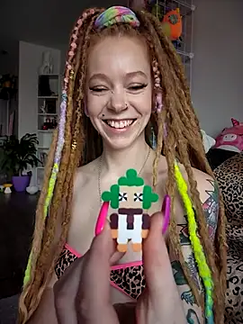 LucidLucy online show from February 12, 2026, 3:23 pm