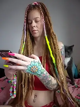 Snapshot of LucidLucy chatting on December 15, 2025, 2:12 pm LucidLucy online show from December 15, 2025, 2:12 pm